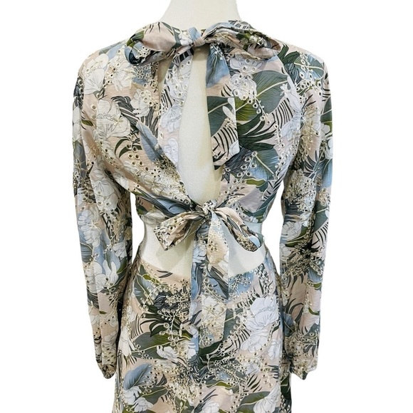 Gianni Bini NWT Tinsley Eyelet Palm Print Long Sleeve Cut-out Dress Moss - Picture 7 of 11